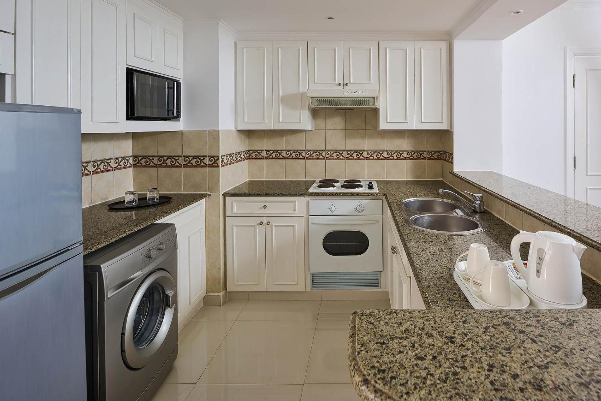 เรอเนสซองส์ ชาร์ม เอล ชีค โกลเดน วิว บีช รีสอร์ต Hotel ชาร์มเอลชีค ภายนอก รูปภาพ A typical kitchen