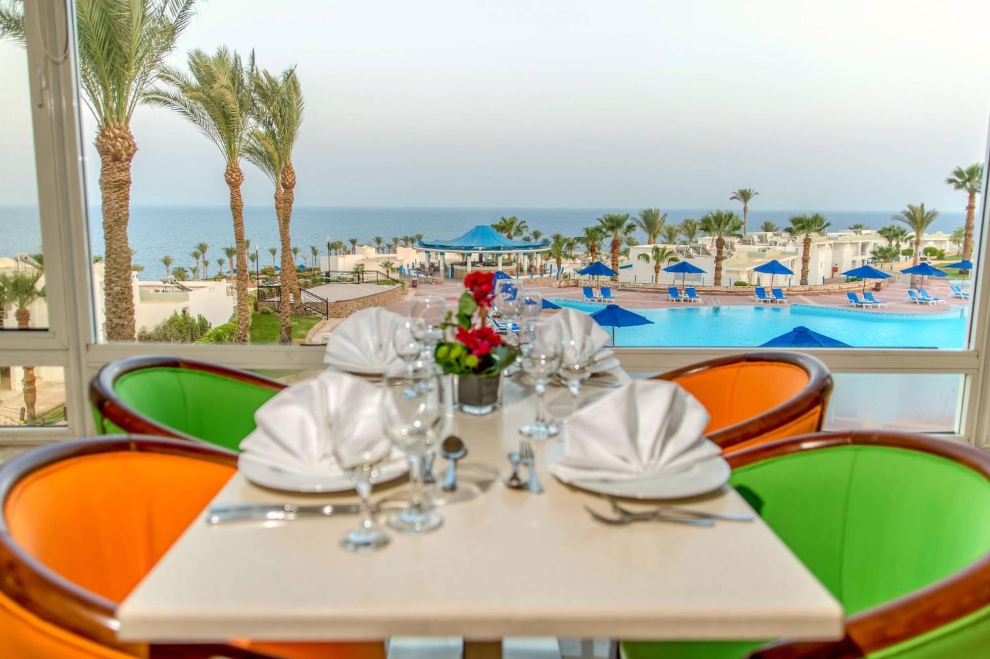 เรอเนสซองส์ ชาร์ม เอล ชีค โกลเดน วิว บีช รีสอร์ต Hotel ชาร์มเอลชีค ภายนอก รูปภาพ View from the restaurant