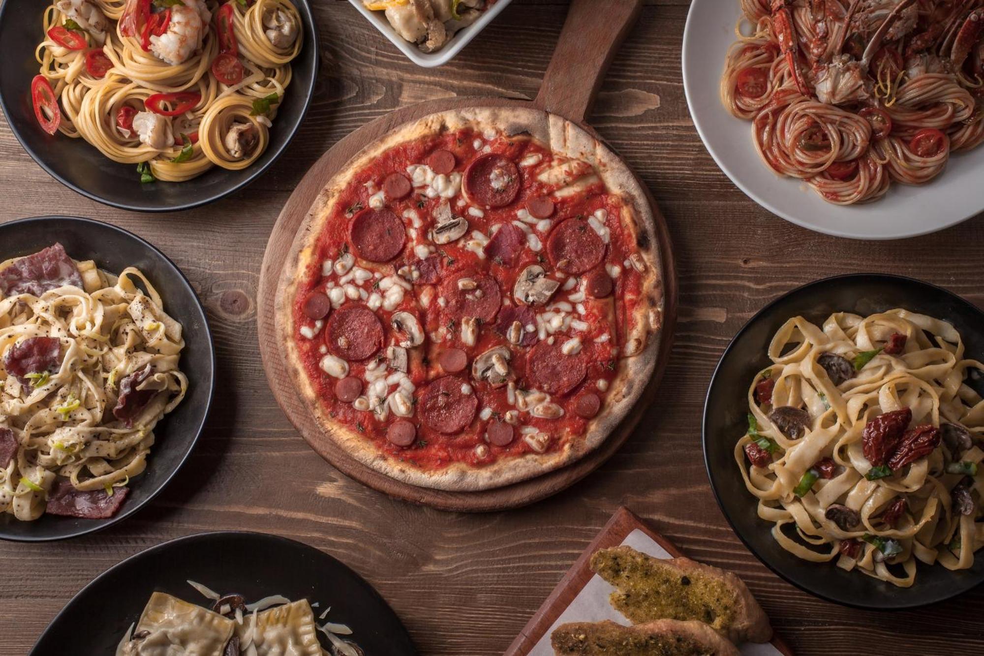 เรอเนสซองส์ ชาร์ม เอล ชีค โกลเดน วิว บีช รีสอร์ต Hotel ชาร์มเอลชีค ภายนอก รูปภาพ Italian cuisine